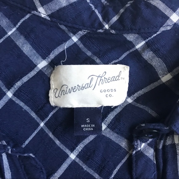 Universal Thread blue & white plaid button down - Picture 2 of 4